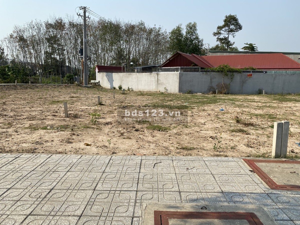 Cần bán gấp lô đất mặt tiền đường Nguyễn Văn Khạ - Tân An Hội - Củ Chi chỉ với 1,6 tỷ