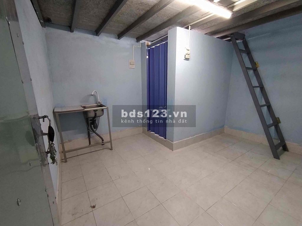 Cần sang nhượng gấp dãy nhà trọ mặt tiền tại đường Vườn Lài 24P+2MB, diện tích 55 tr/tháng