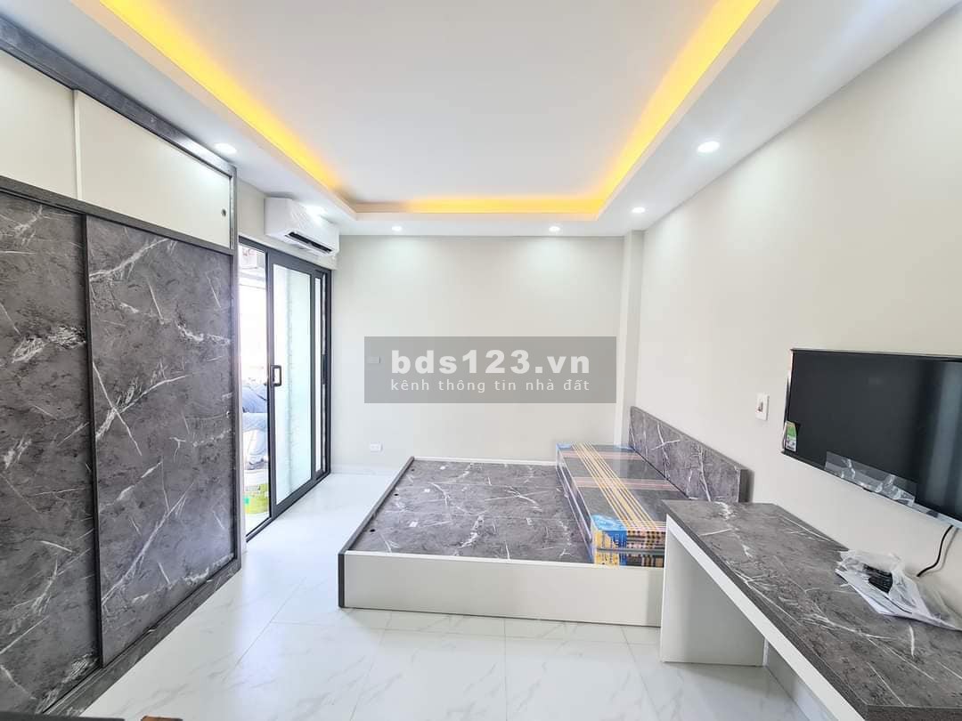 CỖ MÁY IN TIỀN NGUYỄN AN NINH - 7 TẦNG THANG MÁY DOANH THU 200 TRIỆU/THÁNG