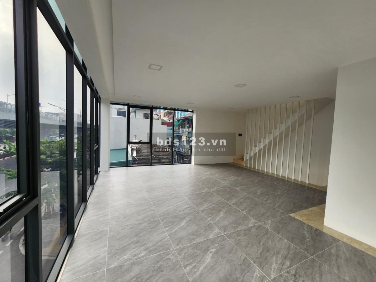 LÔ GÓC 3 MẶT TIỀN ĐẸP NHẤT MẶT PHỐ MINH KHAI, VỊ TRÍ KINH DOANH ĐỈNH
