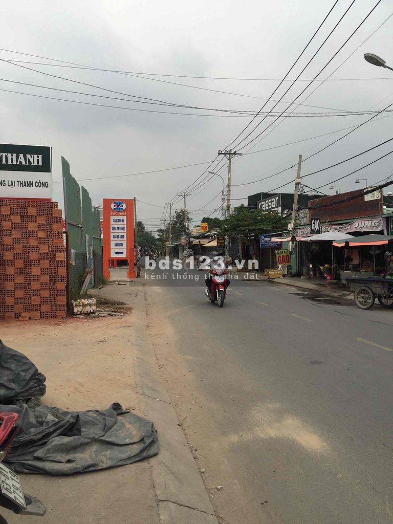Cần sang nhượng gấp dãy nhà trọ mặt tiền tại đường Vườn Lài 24P+2MB, diện tích 55 tr/tháng