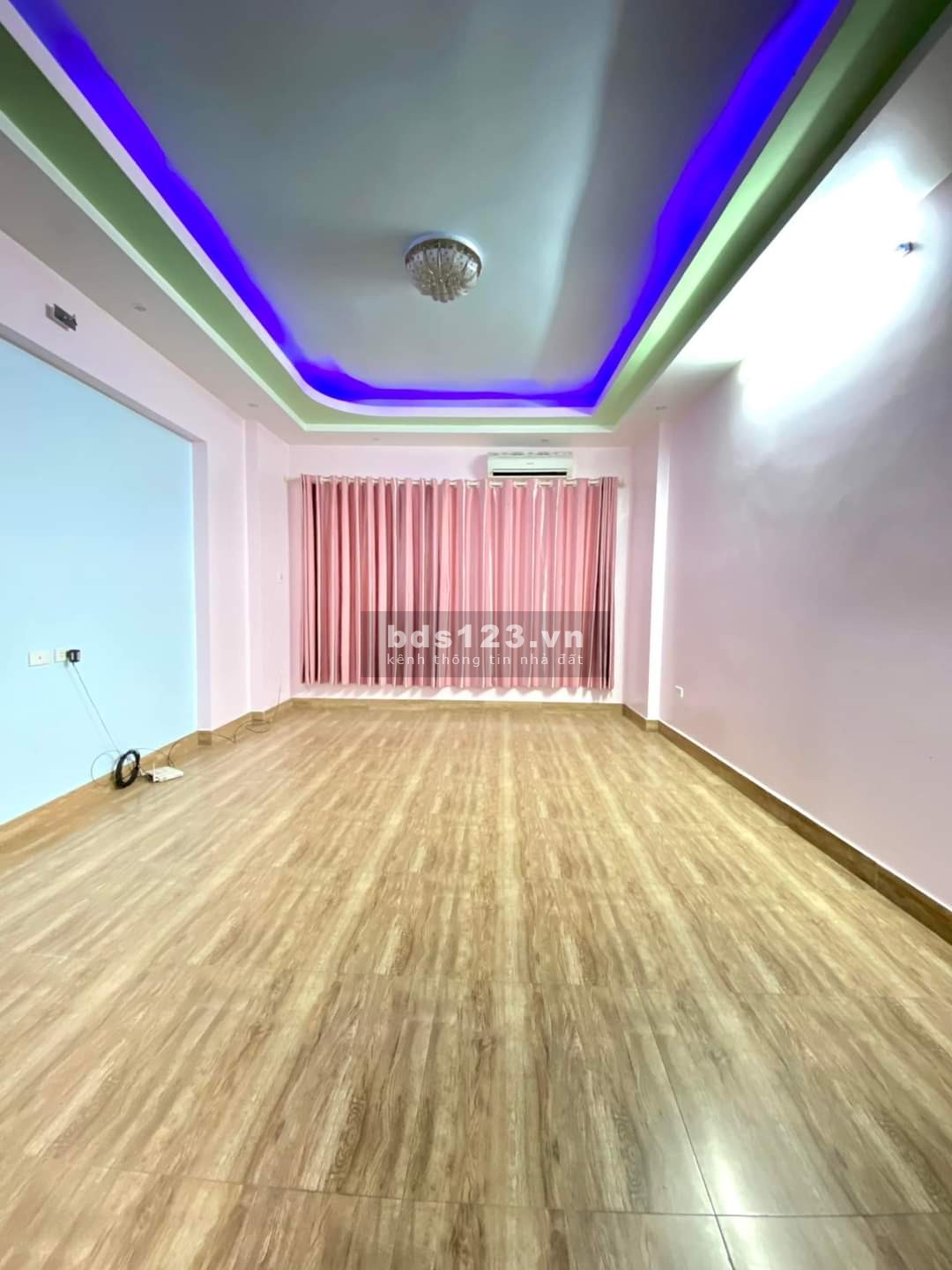 Bán nhà Nam dư 30 mét 5 tầng chỉ 2.85 tỷ ngõ đẹp đẹp về ở luôn