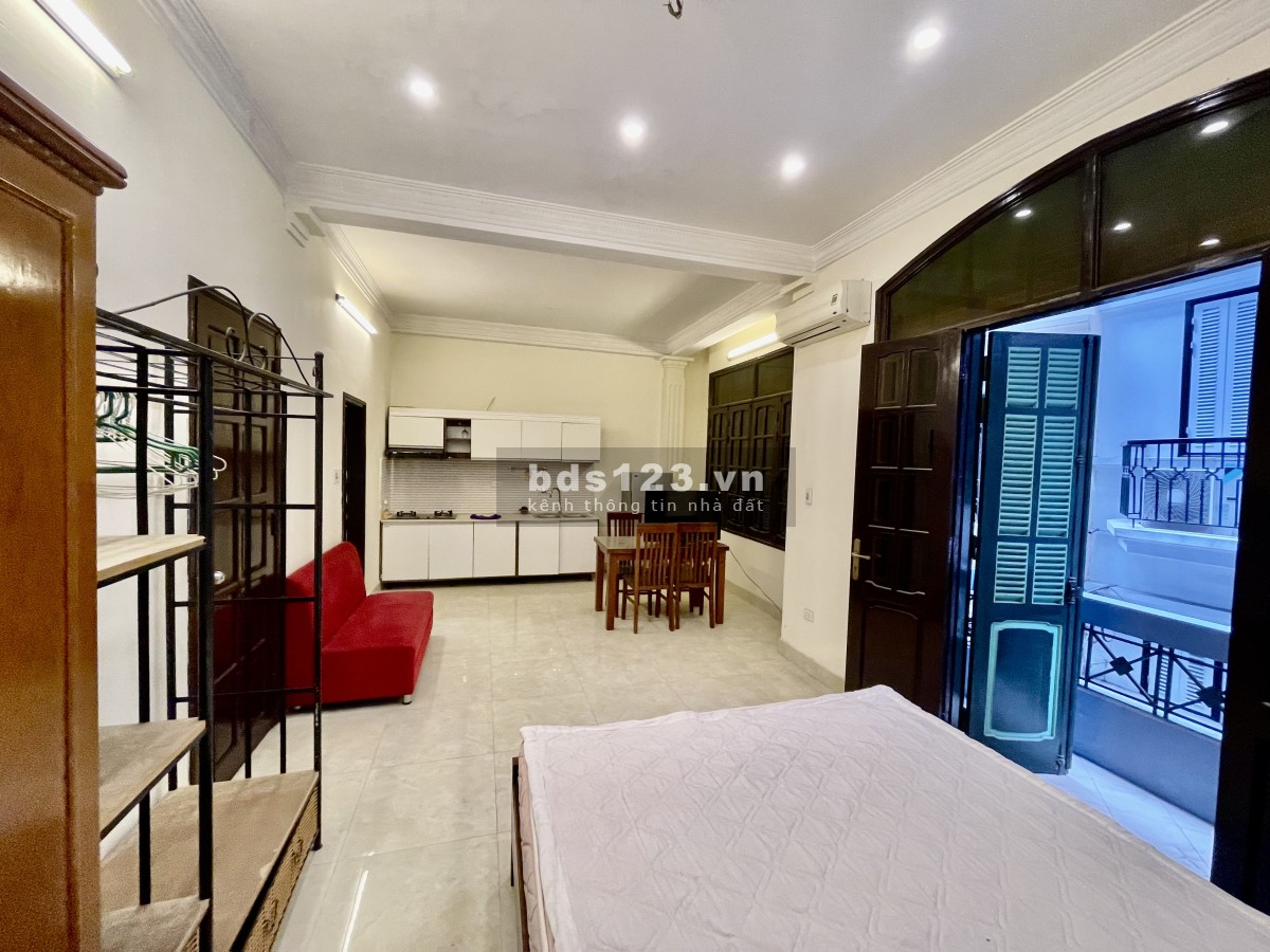 Chính chủ bán nhà ngõ 232 phố Tôn Đức Thắng, quận Đống Đa, Hà Nội diện tích 44.5m2 x 5 tầng