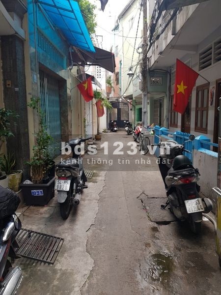 Nhà chính chủ ở Nguyễn Đình Chiểu Quận 3 gần ngã 4 Nguyễn Thiện Thuật.