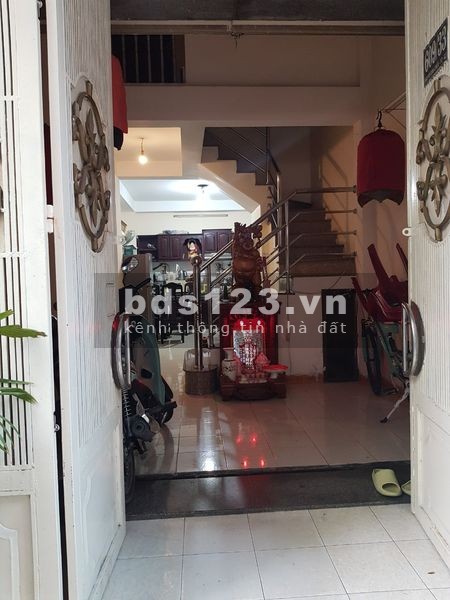 Nhà chính chủ ở Nguyễn Đình Chiểu Quận 3 gần ngã 4 Nguyễn Thiện Thuật.