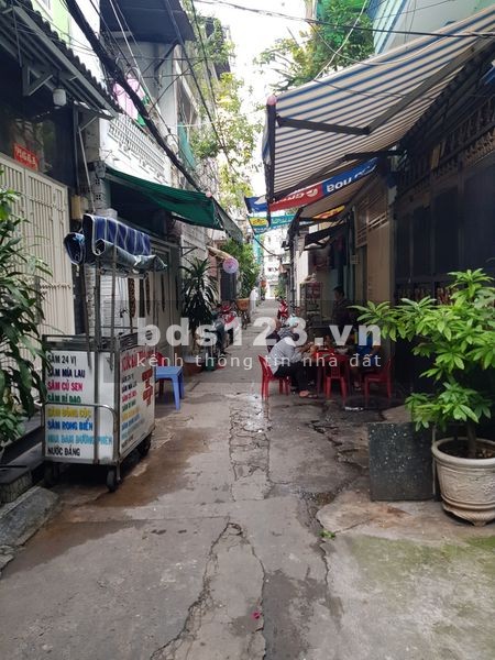 Nhà chính chủ ở Nguyễn Đình Chiểu Quận 3 gần ngã 4 Nguyễn Thiện Thuật.