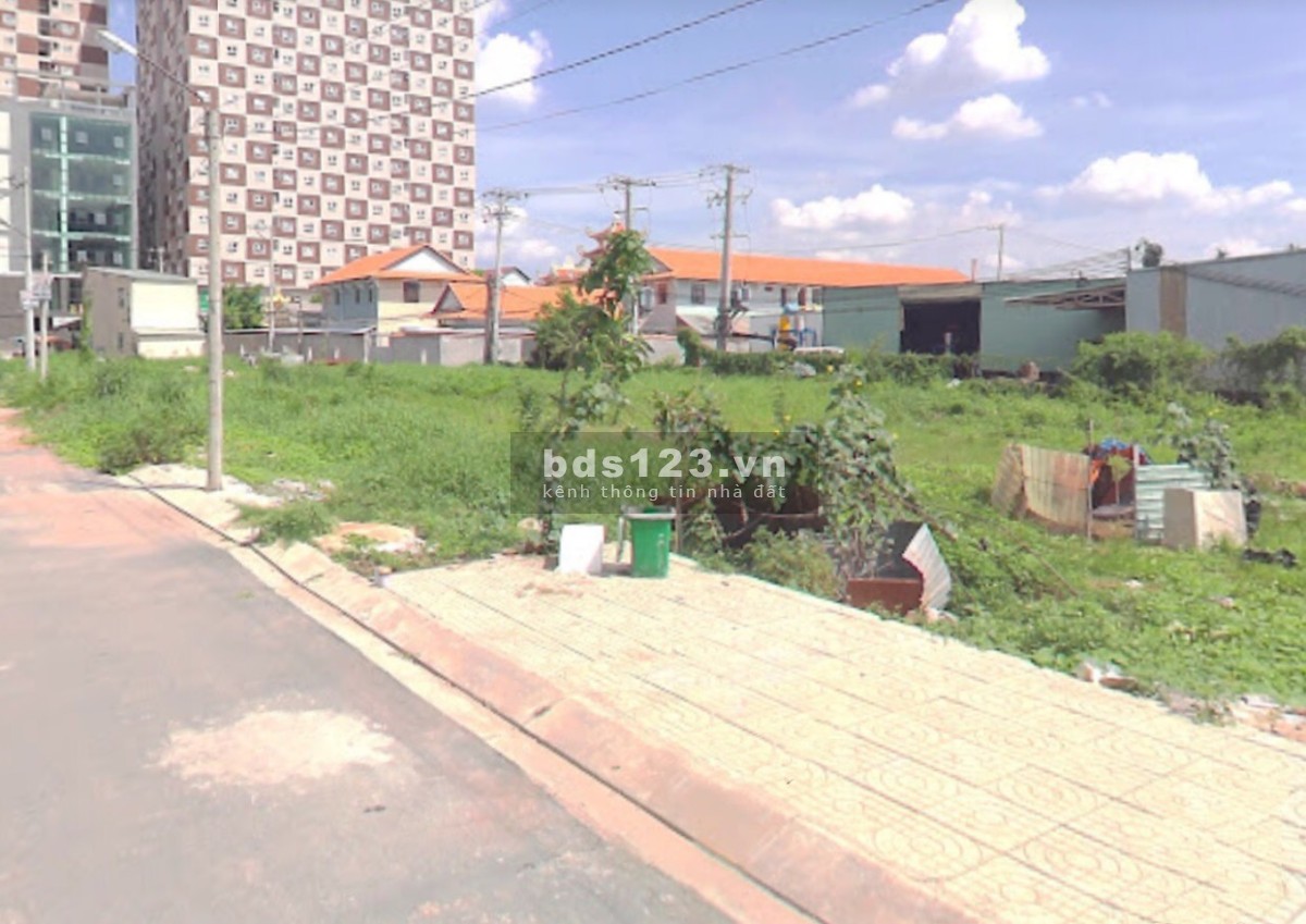 Bán nhanh lô đất ngay KDC Sông Đà, Thủ Đức, do ngộp lãi suất ngân hàng, giá 2,7 tỷ/80m2, sổ riêng