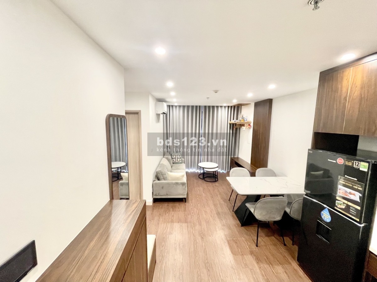 Bán căn hộ dự án Vinhomes Smart City, DT 63m2, giá cắt lỗ 300 triệu
