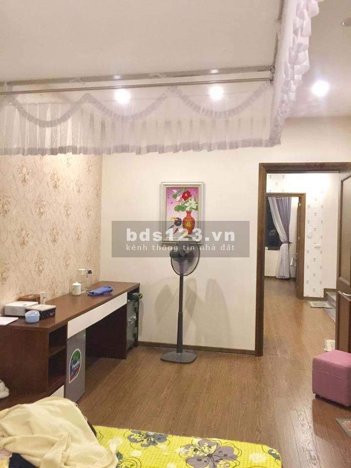 Bán nhà Nguyễn Đức Cảnh, nhà thoáng, 33m2, 2.9 tỷ