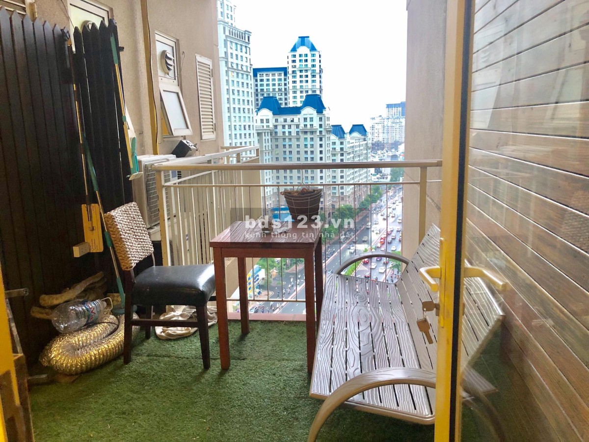 Cho thuê căn hộ view thành phố 140m2, 3PN, FULL nội thất hiện đại tại Saigon Pearl