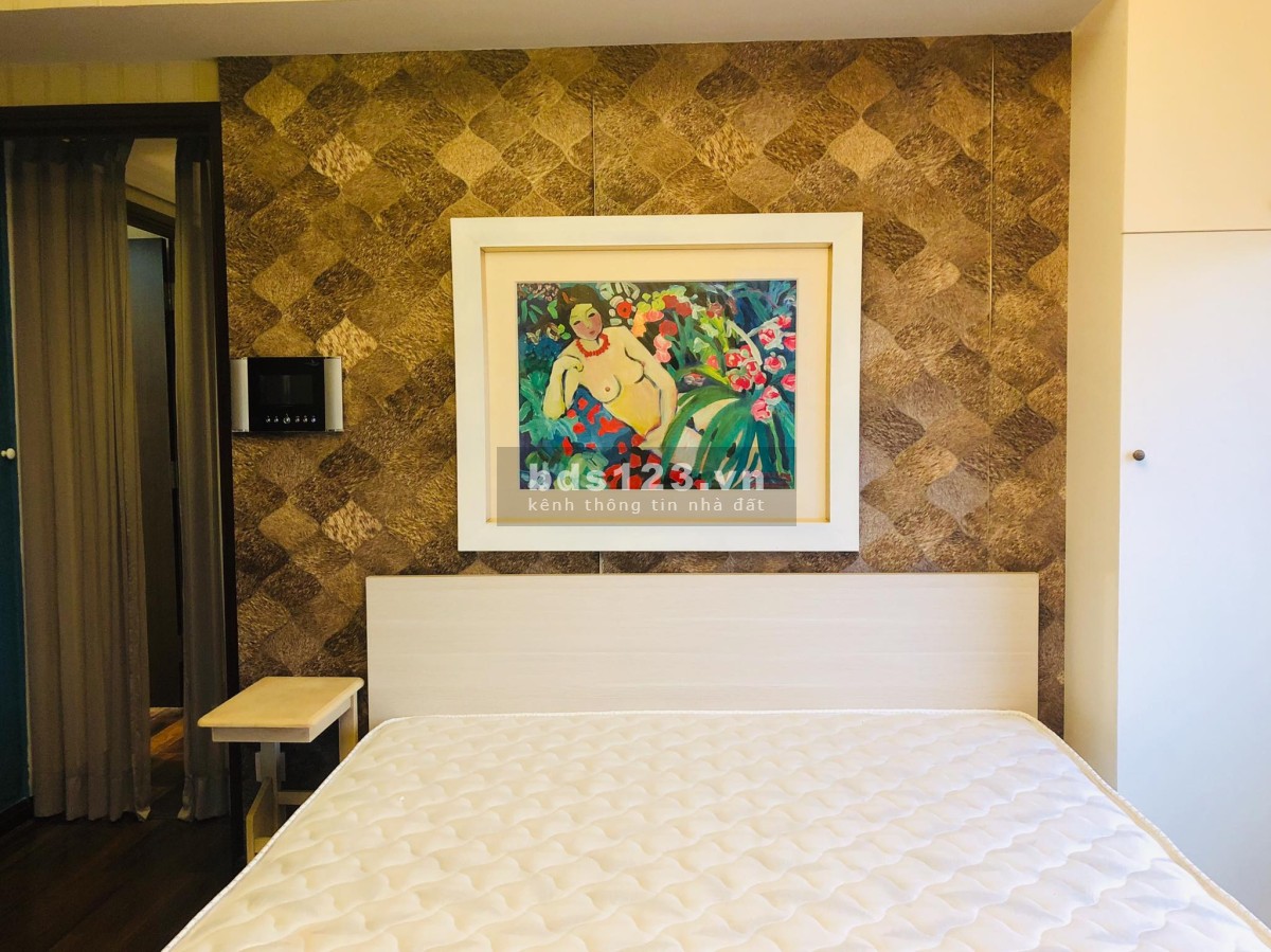Cho thuê căn hộ view thành phố 140m2, 3PN, FULL nội thất hiện đại tại Saigon Pearl