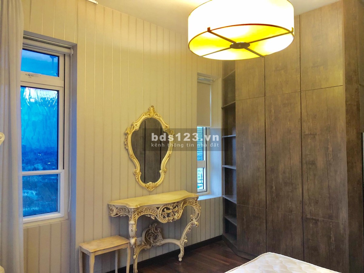 Cho thuê căn hộ view thành phố 140m2, 3PN, FULL nội thất hiện đại tại Saigon Pearl