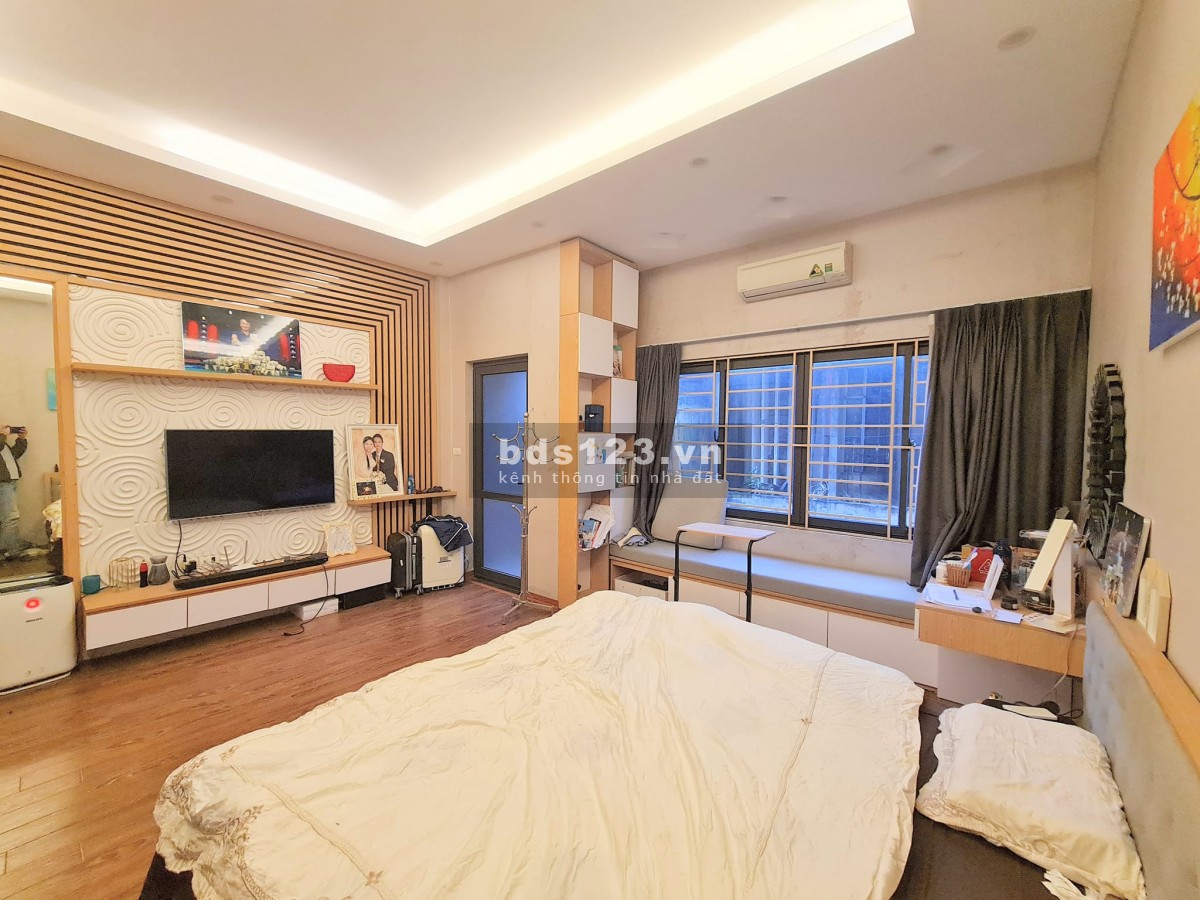 Bán nhà Định Công, Thanh Xuân 68m2 4 tầng, mt 5.2m. ÔTô tránh, vỉa hè, kinh doanh