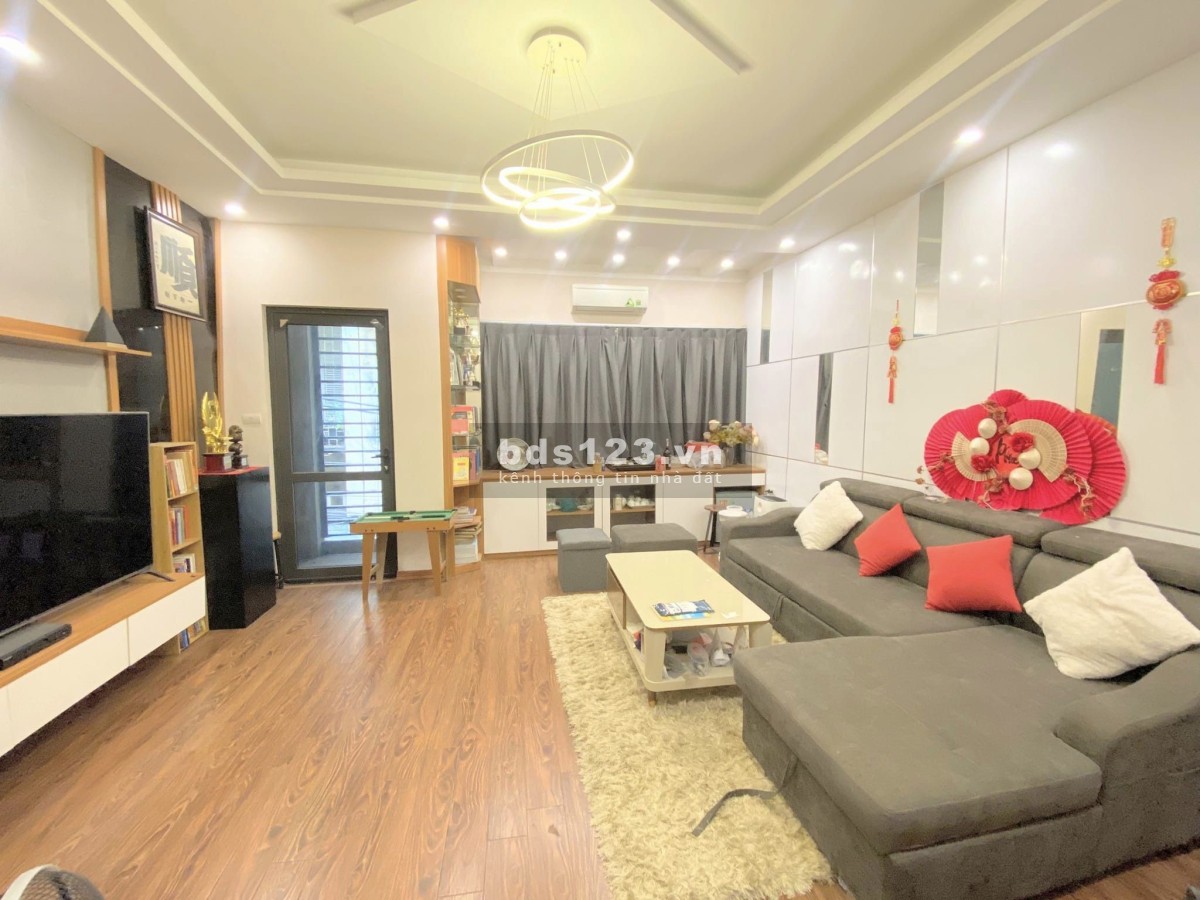 Bán nhà Định Công, Thanh Xuân 68m2 4 tầng, mt 5.2m. ÔTô tránh, vỉa hè, kinh doanh