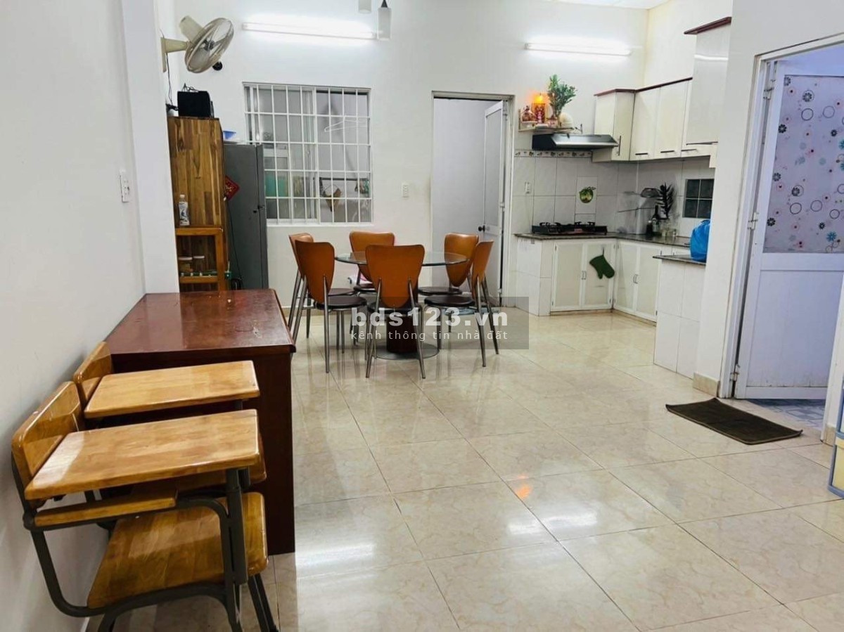 Bán nhà riêng HXT ngay chợ Bình Triệu, DT 90m2, giá chỉ 60 triệu/m2, LH 0878399919
