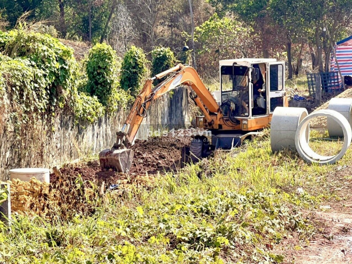 Cần bán lô đất giá cắt lỗ giảm sâu gần khu công nghiệp Tân Quan - Hớn Quản