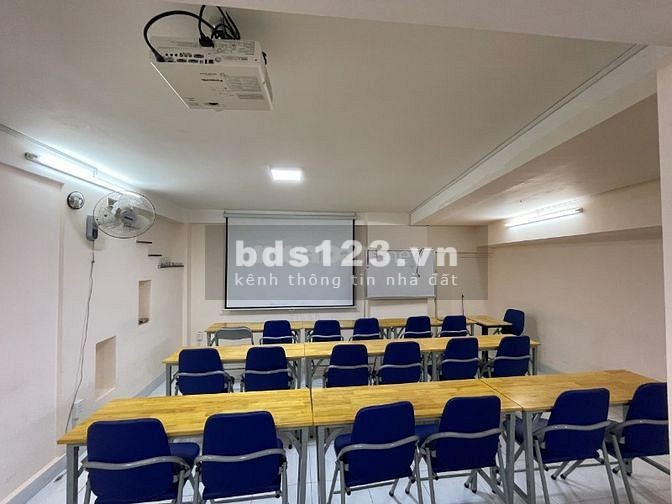 cho thuê mặt bằng Bà Hạt ngang 5.5m