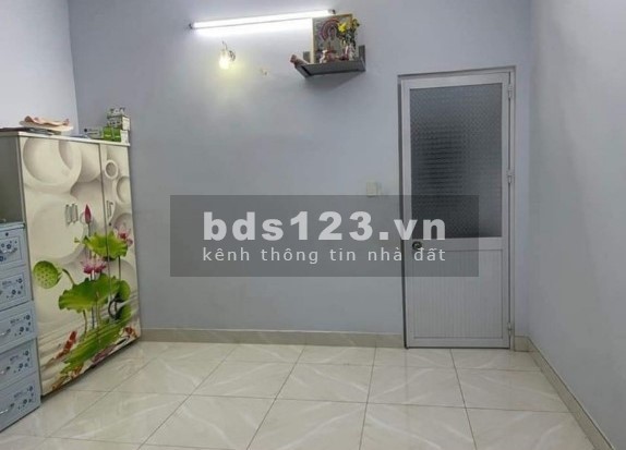 Cho thuê nhà nguyên căn 1 lầu 1 trệt nhà mặt tiền tiện làm ăn