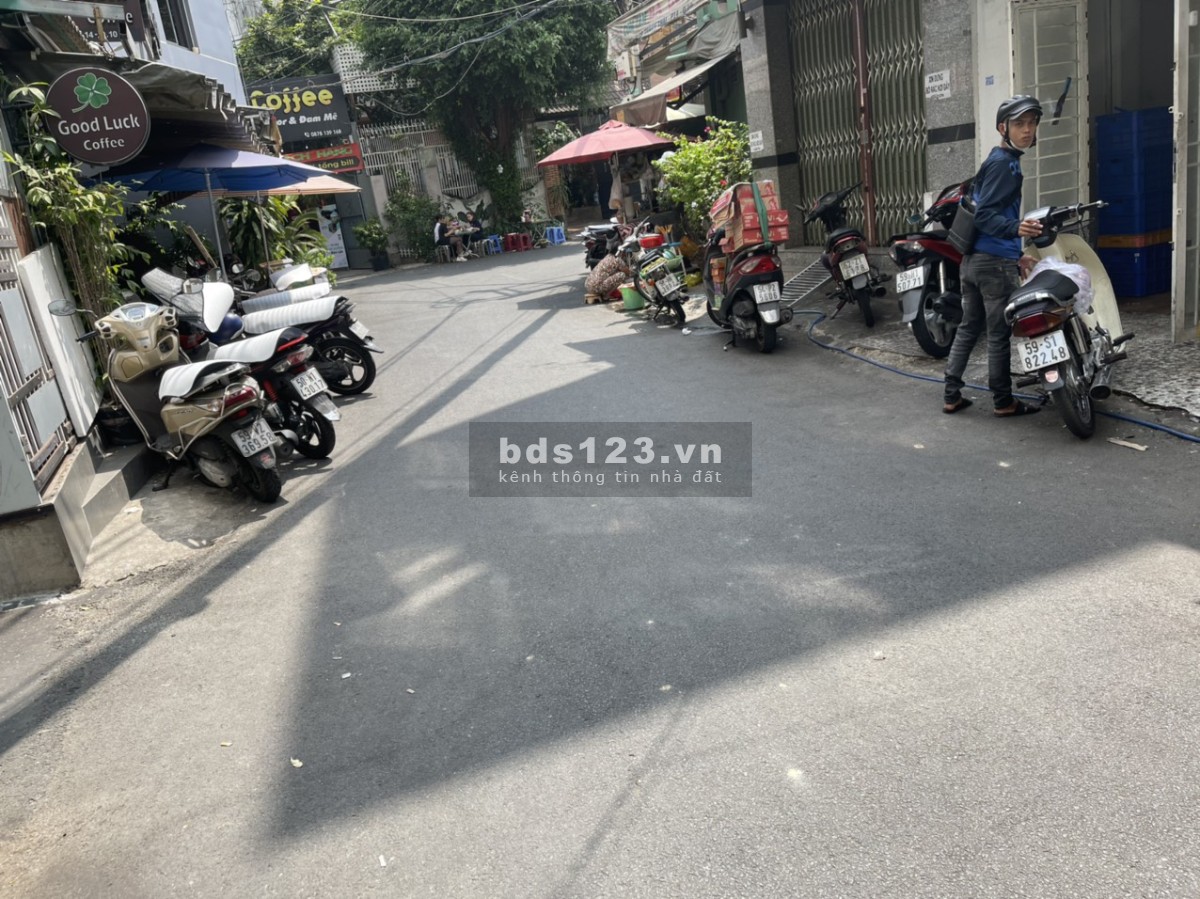Cho thuê gấp nhà nguyên căn, thành thái quận 10