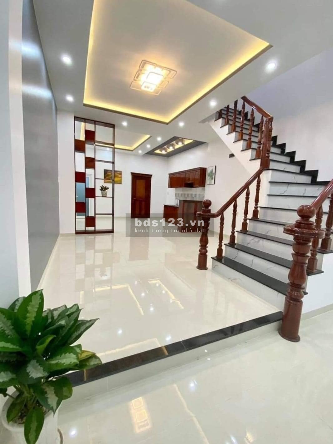 Bán nhà riêng Định Công Thượng, 36m2x5T ngõ rộng, 3,2tỷ (có thương lượng)