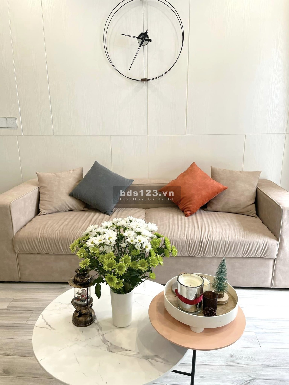 Khách vừa hết hợp đồng nên muốn cho thuê căn hộ 2N 83m2 full đồ view hồ 6th Element LH 0393686383