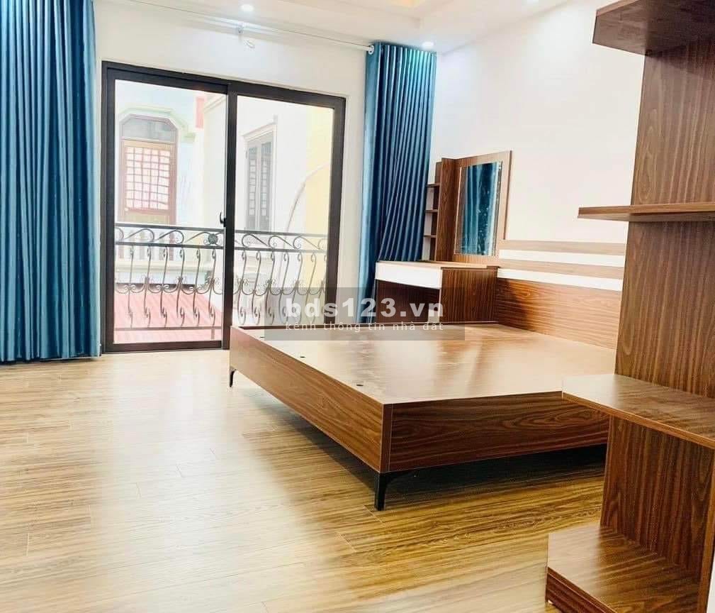 Bán nhà tại Lý Thường Kiệt, Hà Đông, nhà đẹp, ngõ rộng oto vào nhà, kinh doanh đỉnh.