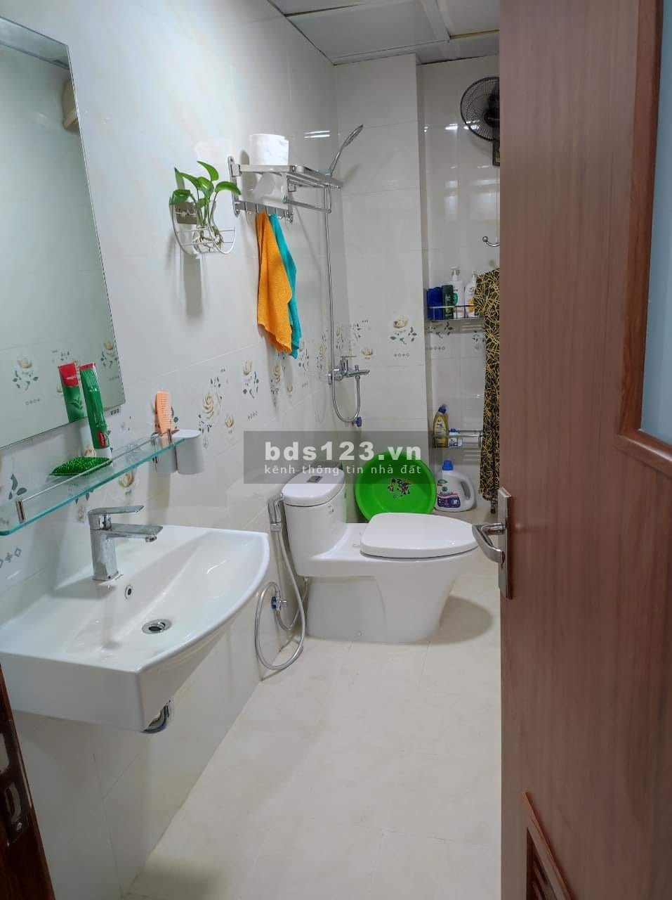Có 102, Bán Nhà Mặt Phố TRẦN PHÚ HÀ ĐÔNG, vỉa hè rộng, đường đôi, kinh doanh cực đỉnh