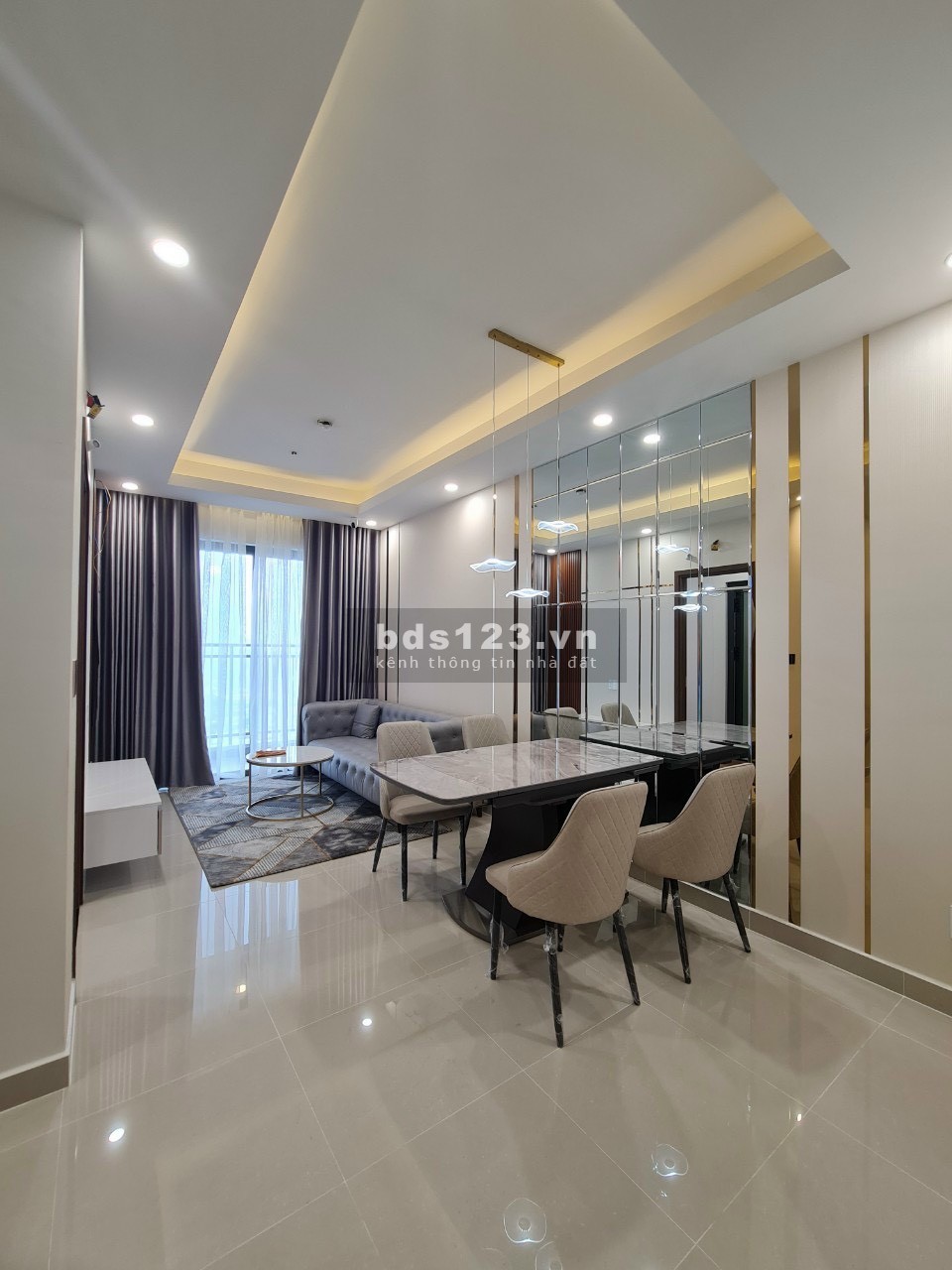 Bán căn hộ Sài Gòn Q7 RiverSide complex giá 2.550 tỷ tặng nội thất cao cấp