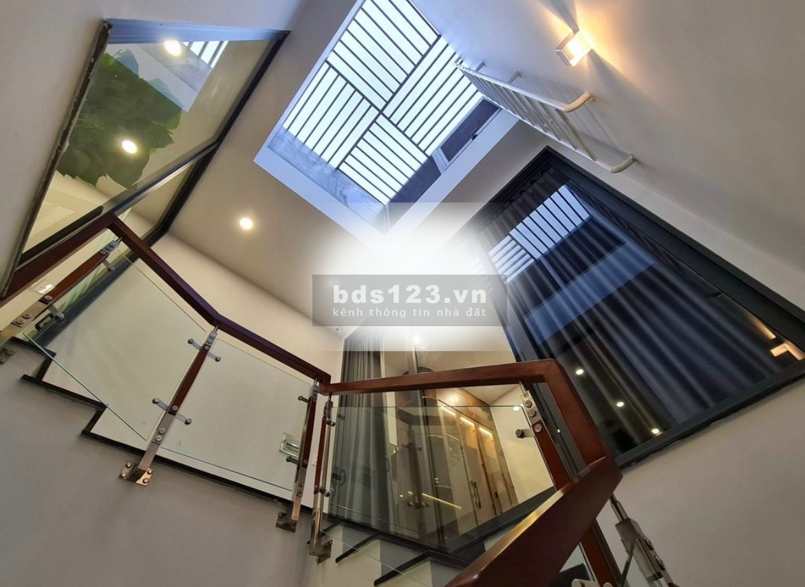 Cần bán nhà phố mặt tiền An Dương Vương, đối diện An Đông Plaza, Quận 5