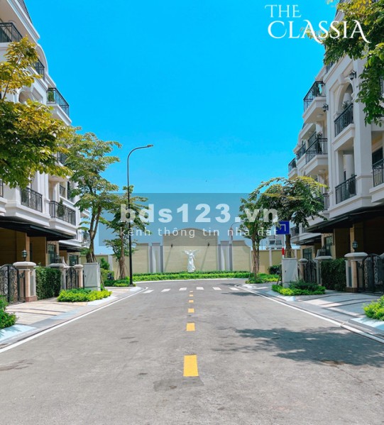 Bán biệt thự liền thổ sân vườn Classia - CDT Khang Điền, có sẵn sổ hồng, giá tốt, nhà đẹp Quận 9