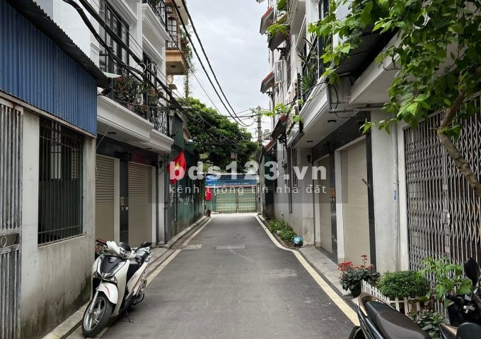 Bán nhà riêng đúng bước chân ra phố Trần Đại Nghĩa 35m2*2T giá chưa đến 2 tỷ 1