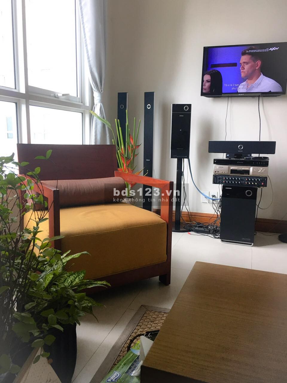 Hot !!! Cho thuê căn hộ 2PN view thành phố, full nội thất tại The Manor