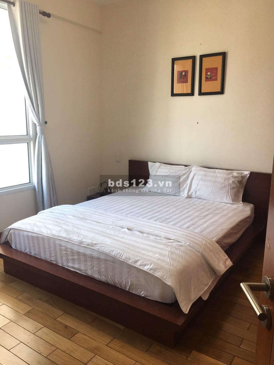 Hot !!! Cho thuê căn hộ 2PN view thành phố, full nội thất tại The Manor