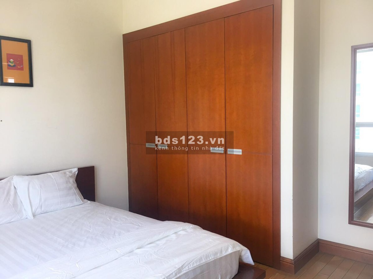 Hot !!! Cho thuê căn hộ 2PN view thành phố, full nội thất tại The Manor