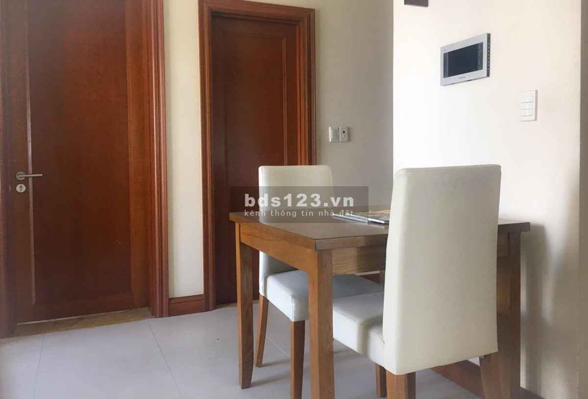 Hot !!! Cho thuê căn hộ 2PN view thành phố, full nội thất tại The Manor