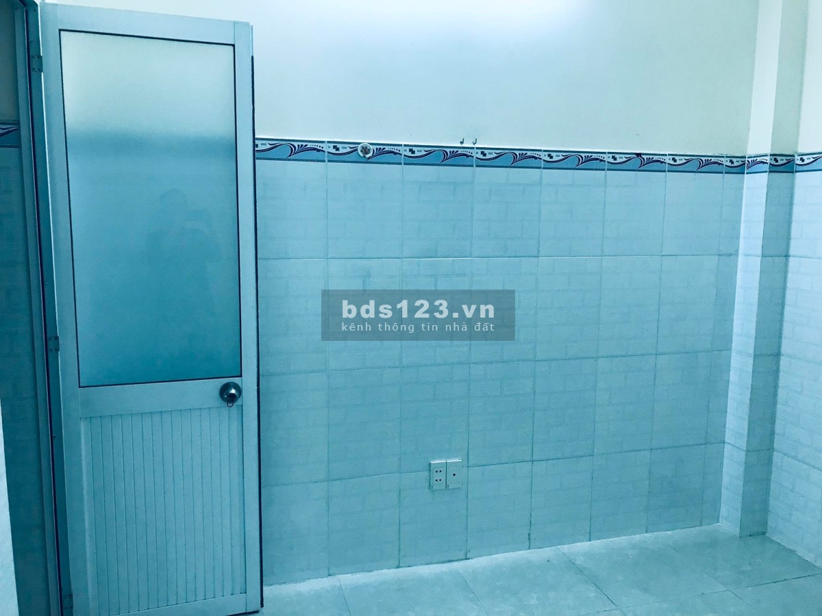 Phòng Trọ 16m2 - Đường Trần Văn Hoàng, Q.Tân Bình (2 triệu/tháng)