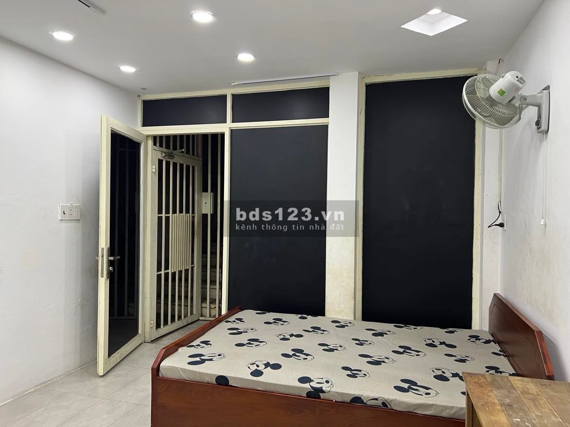 Cho thuê phòng trọ trung tâm Quận 3 (Gần chợ Tân Định)
