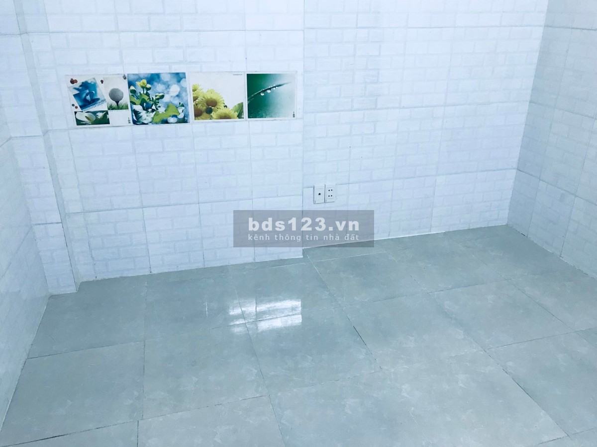 Phòng Trọ 16m2 - Đường Trần Văn Hoàng, Q.Tân Bình (2 triệu/tháng)