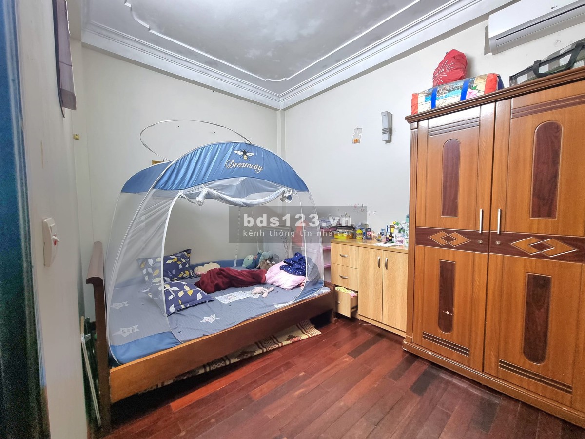 Bán nhà riêng 6 tầng nằm lô góc mật ngõ ba gác thẳng tấp, cho ở hay thuê đều tốt