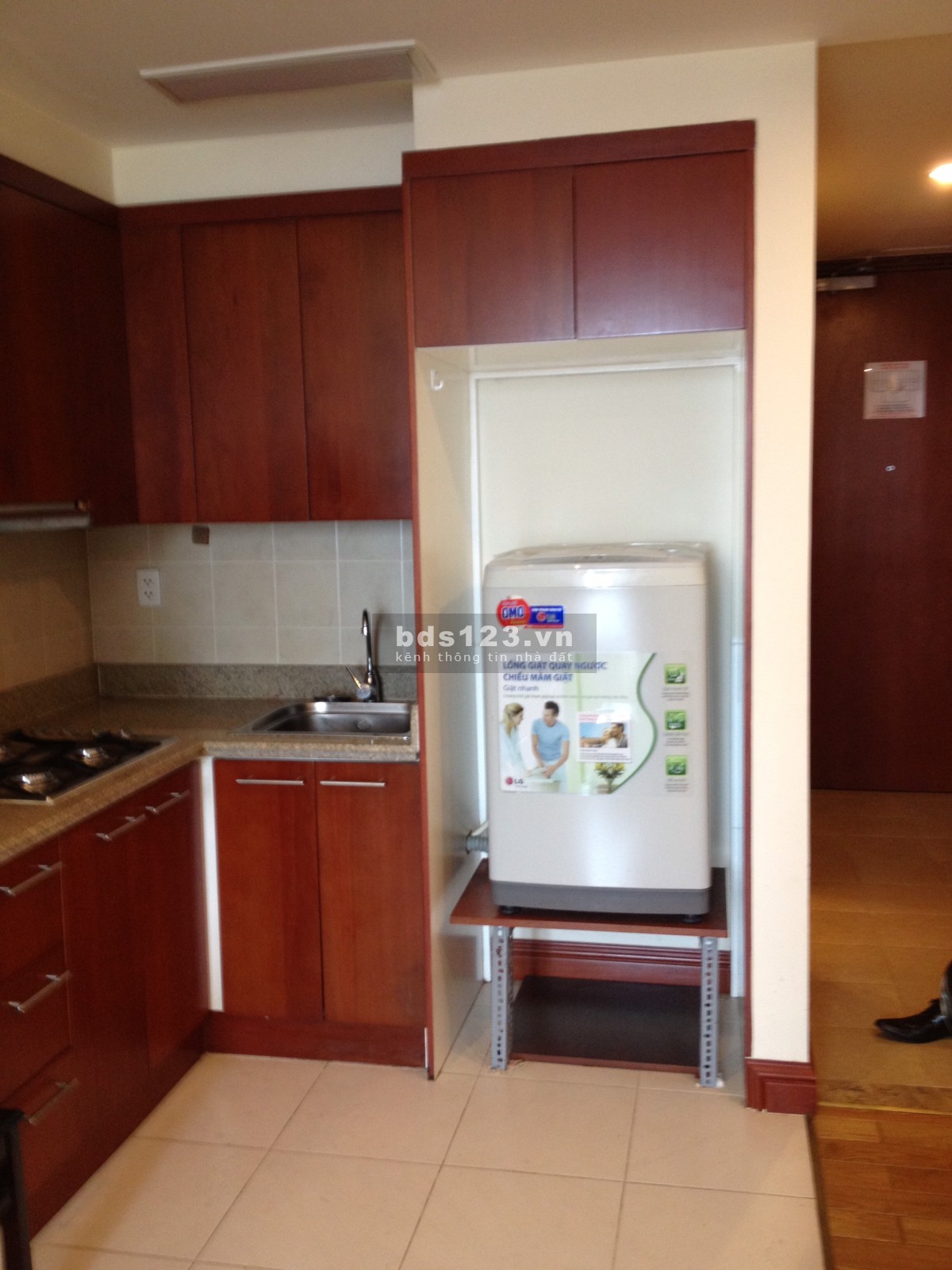 Cho thuê căn hộ 1PN 51m2 FULL nội thất tại The Manor