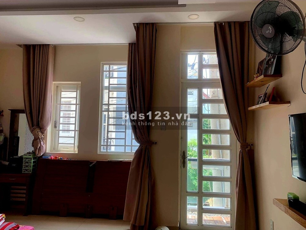 Cần bán gấp nhà riêng nhà HXH đường số 26, HBC, TĐ. DT: 58m2 (4.5x12.5). 4 tầng. Chỉ 6.99 Tỷ.