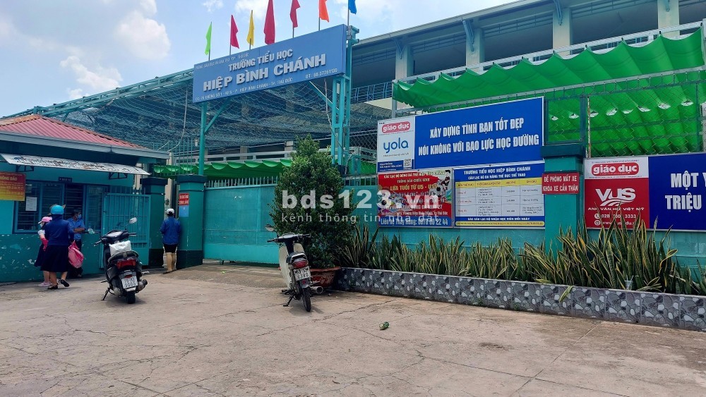 Cần bán gấp nhà riêng nhà HXH đường số 26, HBC, TĐ. DT: 58m2 (4.5x12.5). 4 tầng. Chỉ 6.99 Tỷ.