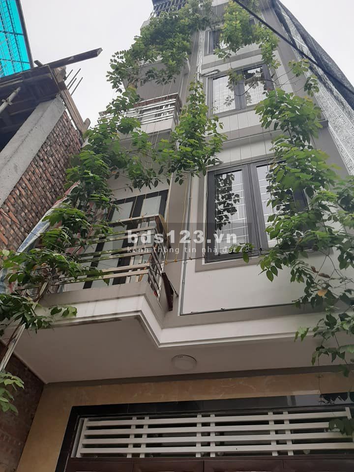Bán nhà riêng Tây Sơn 38m2, kết cấu 5 tầng, ô tô, kinh doanh, lô góc giá bán 5.6 tỷ