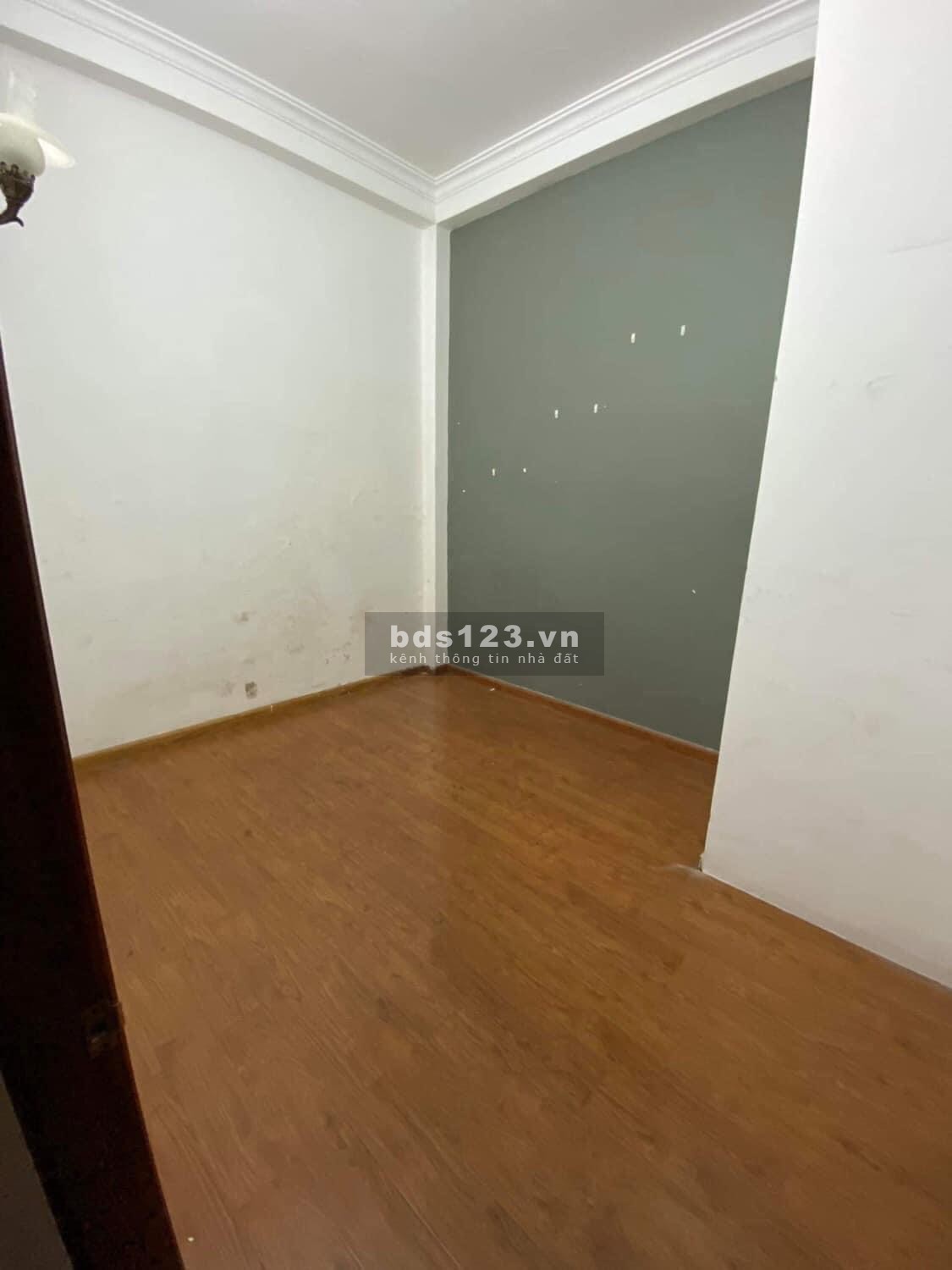 Chính chủ cần bán gấp nhà quận Tân Phú, hẻm rộng, diện tích 48m2, 4 lầu giá hơn 7 tỷ có thương lượng