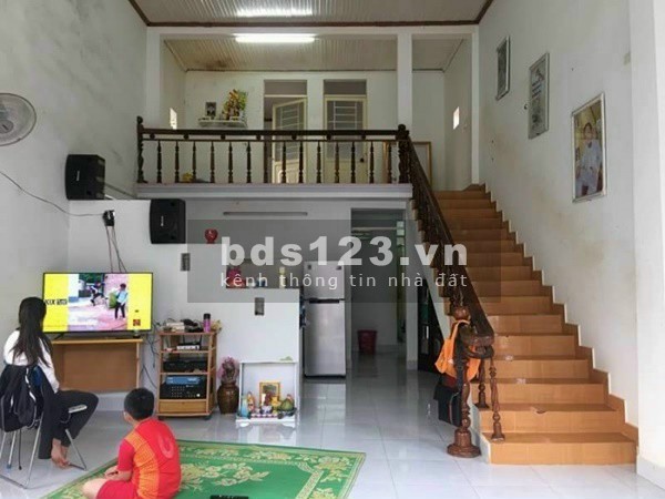 Bán nhà mặt phố chỉ 730 triệu có sổ hồng ngay trung tâm thị xã Chơn Thành với nhiều ưu đãi.