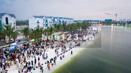 Bán chung cư căn 3PN góc 2VS gấp giá 2,300 triệu (tặng nội thất) tại Vinhomes Ocean Park