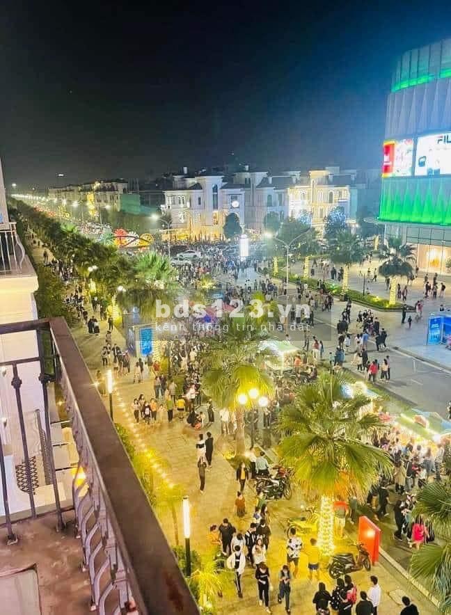 Chính chủ cần bán chung cư căn 1 ngủ+1 1WC chỉ 1.250tr full nội thất cao cấp tại Vinhomes Ocean Park