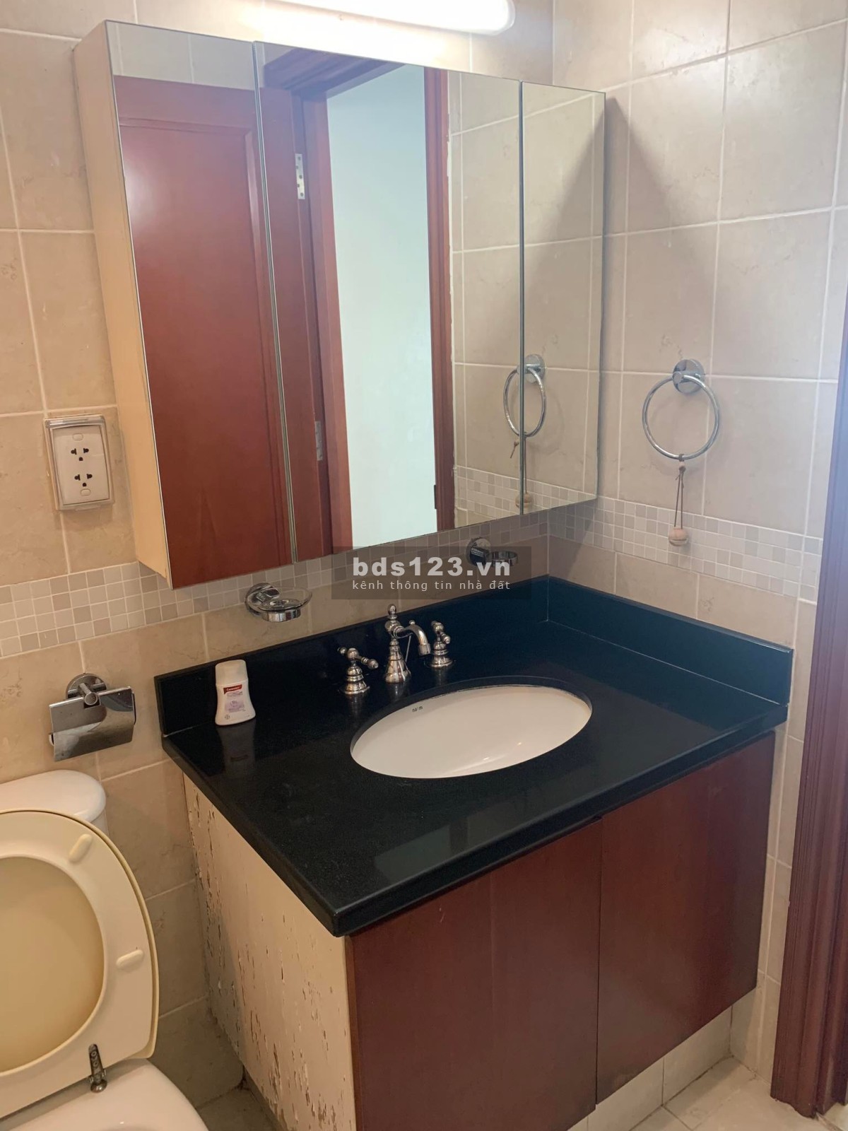 Hot!!! Cho thuê căn hộ 2PN FULL nội thất tại The Manor