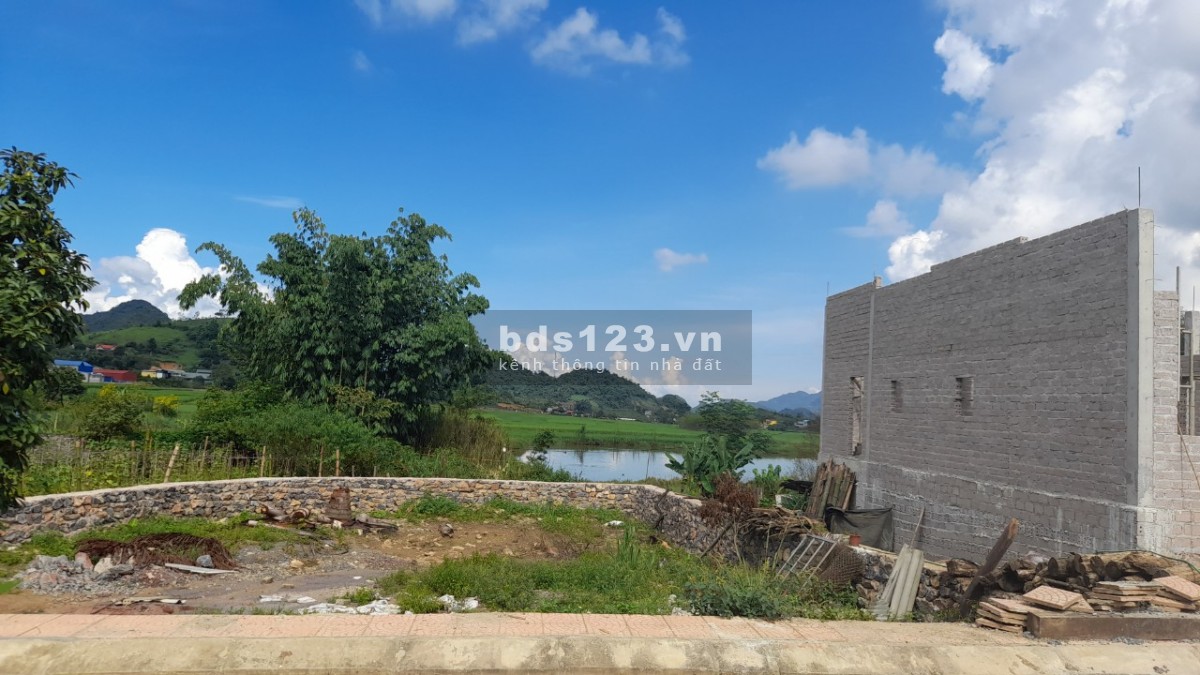 Cắt Lỗ Bán Đất Nền Mộc Châu Vị trí đắc địa 2 mặt tiền sau quy hoạch, mặt Hồ Điều Hòa