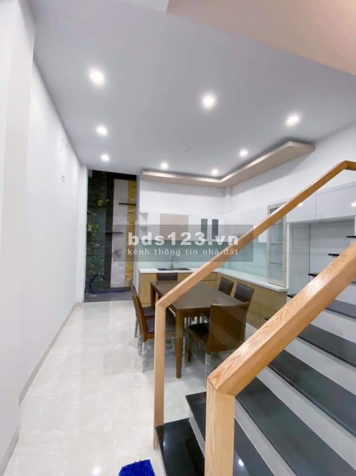 Bán nhà riêng, mới hẻm ô tô tránh, gần Công Viên Nguyễn Sỹ Sách, 3.5 tỷ